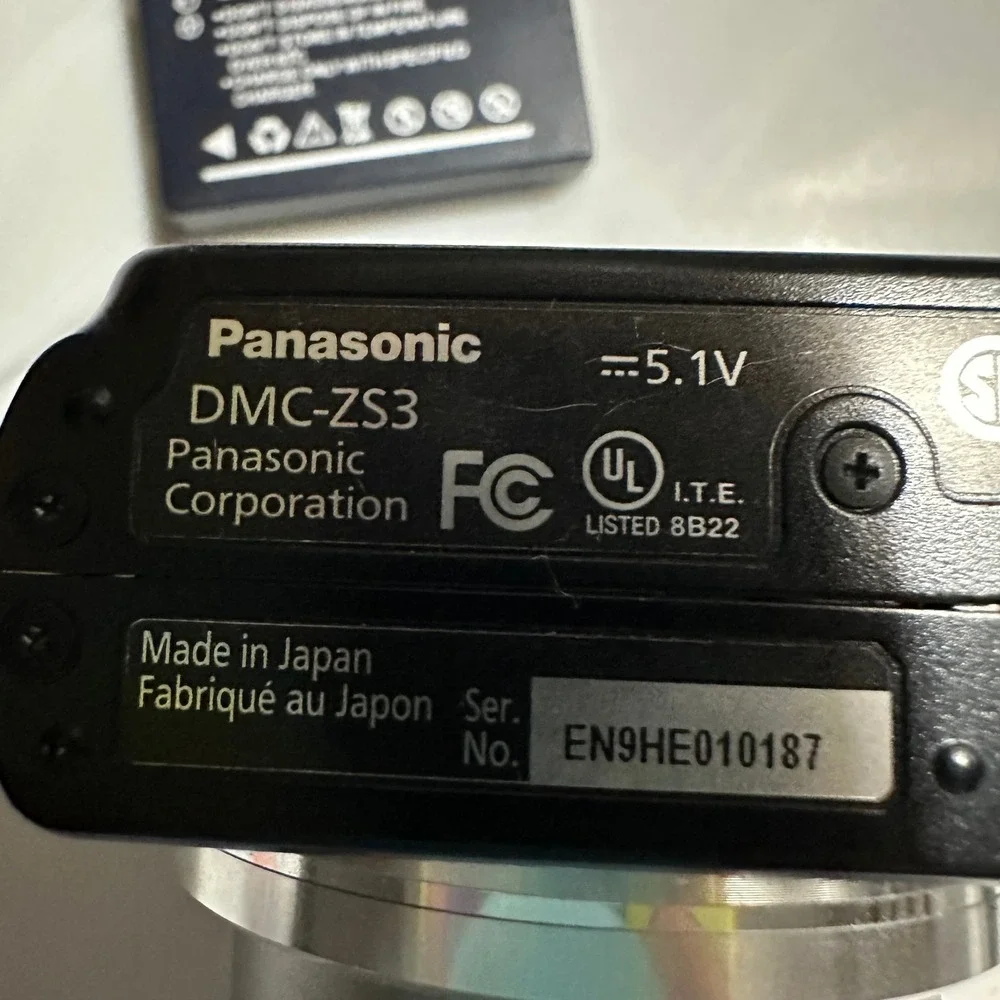 Panasonic Lumix DMC-ZS3 Digital Camera Black 12x Zoom Leica Lens HD Movie Case